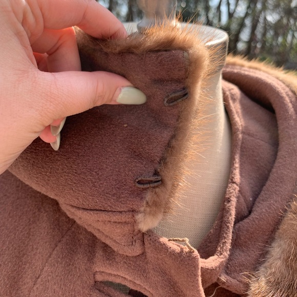 Vintage Wool Trench Coat with Real Fur Trim - Picture 6 of 16